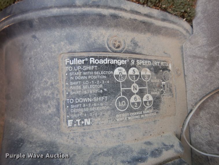 image for item ID9971 1986 International COF9670  semi truck