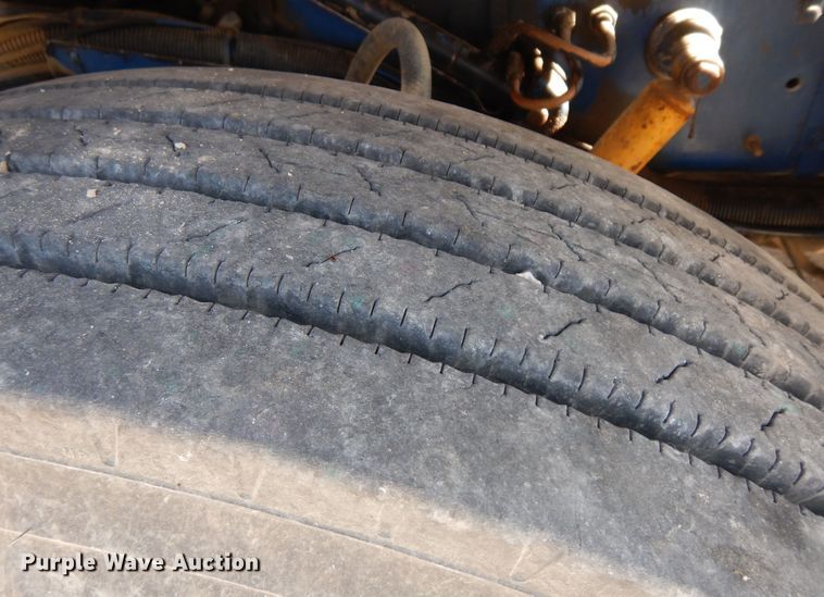 image for item ID9971 1986 International COF9670  semi truck