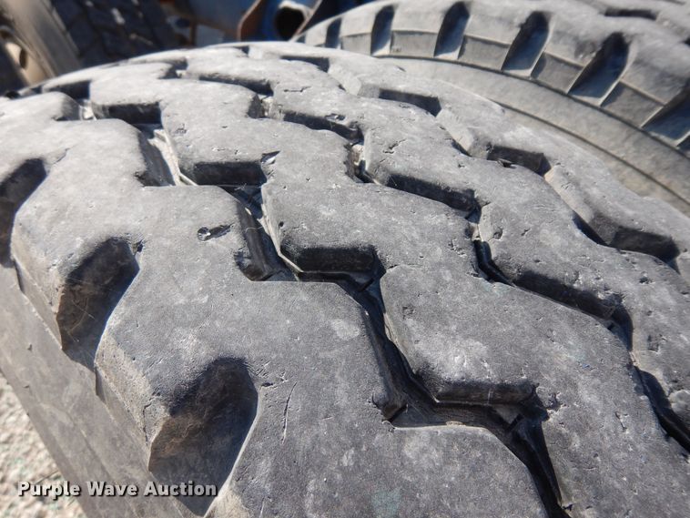 image for item ID9971 1986 International COF9670  semi truck