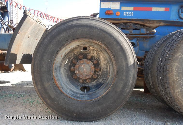 image for item ID9971 1986 International COF9670  semi truck