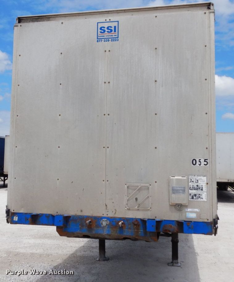 image for item IL9475 2005 Fontaine  side curtain trailer