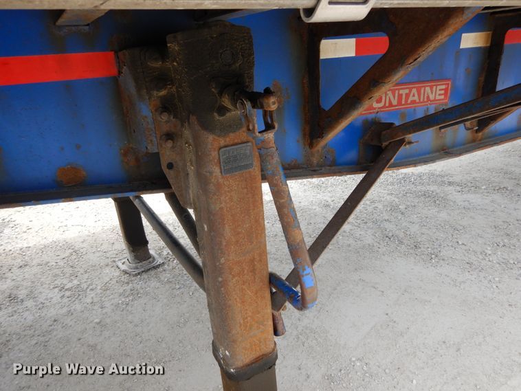 image for item IL9475 2005 Fontaine  side curtain trailer