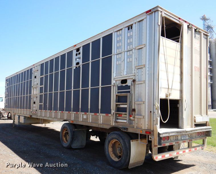 image for item IQ9536 2008 Barrett Eagle  livestock trailer