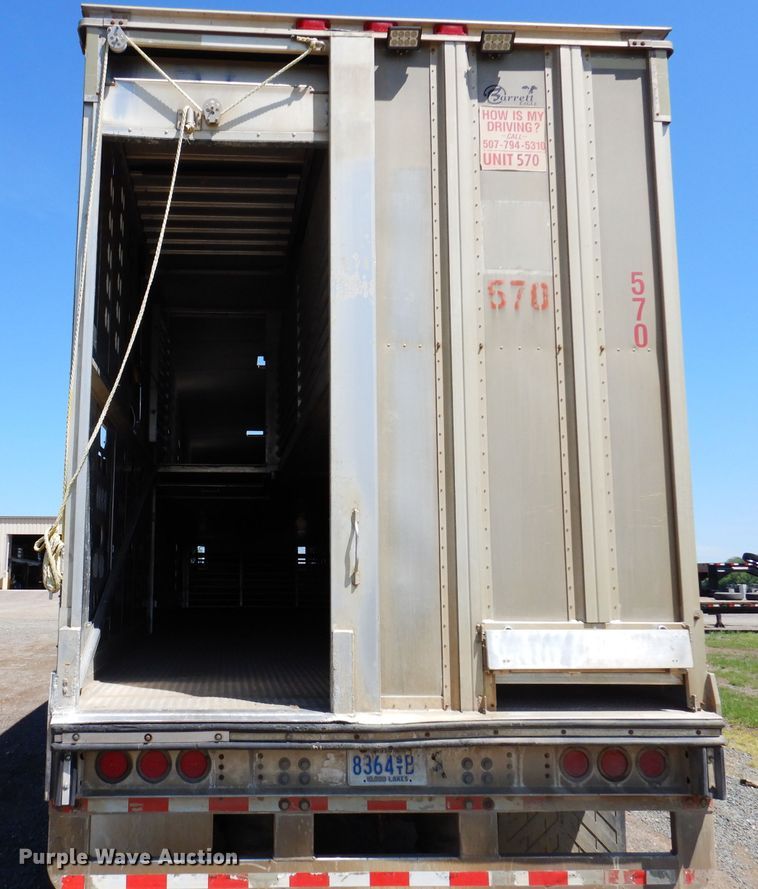 image for item IQ9536 2008 Barrett Eagle  livestock trailer