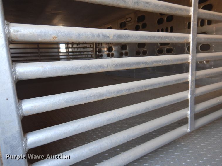 image for item IQ9536 2008 Barrett Eagle  livestock trailer