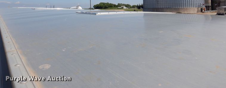 image for item IQ9536 2008 Barrett Eagle  livestock trailer