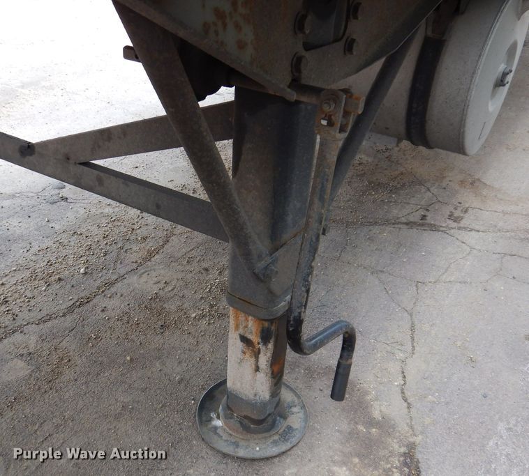 image for item IQ9543 2006 Great Dane 811-TZ-1A  refrigerated van trailer