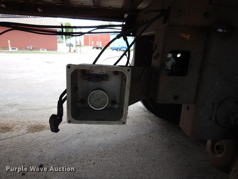 image for item IQ9543 2006 Great Dane 811-TZ-1A  refrigerated van trailer