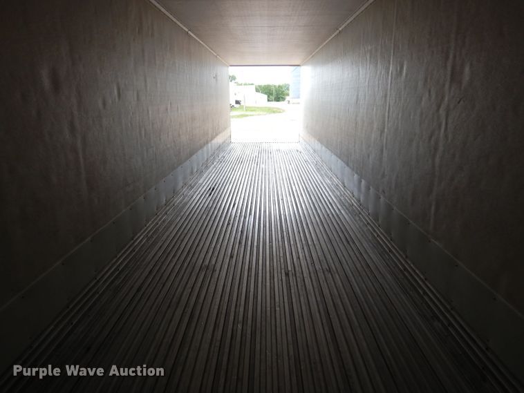 image for item IQ9543 2006 Great Dane 811-TZ-1A  refrigerated van trailer