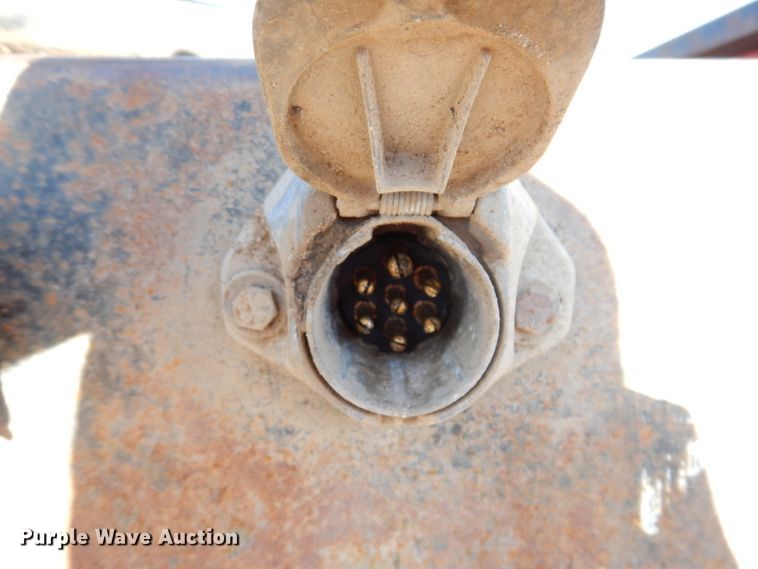 image for item IQ9552 1996 Fontaine  lowboy equipment trailer