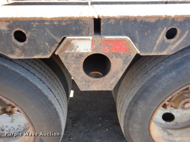 image for item IQ9552 1996 Fontaine  lowboy equipment trailer
