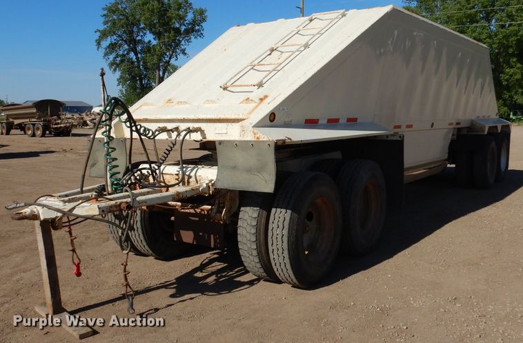 image for item IQ9553 1996 CPS SBD432  bottom dump trailer