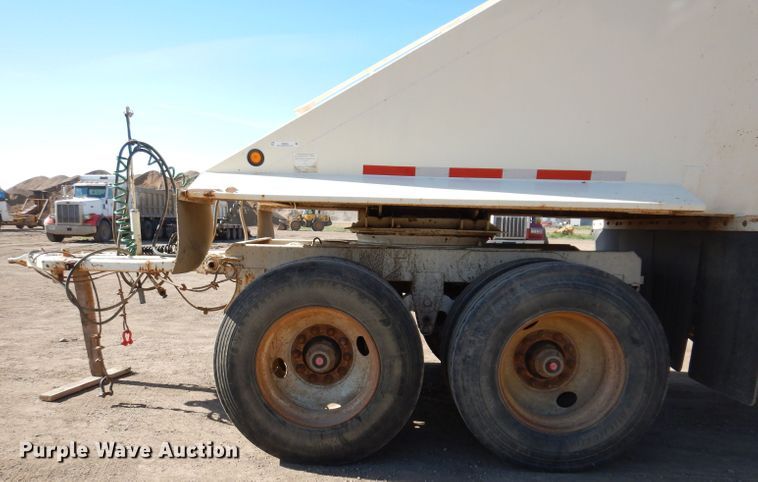 image for item IQ9553 1996 CPS SBD432  bottom dump trailer