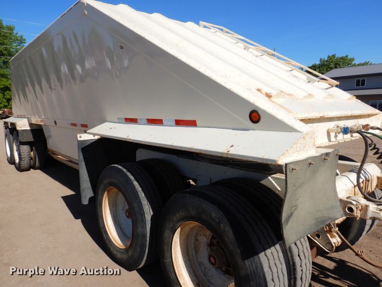 image for item IQ9553 1996 CPS SBD432  bottom dump trailer