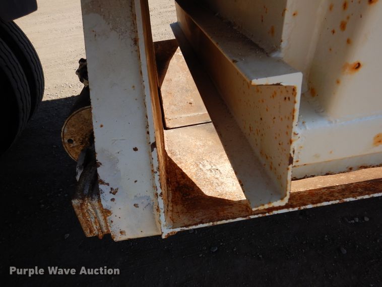 image for item IQ9553 1996 CPS SBD432  bottom dump trailer