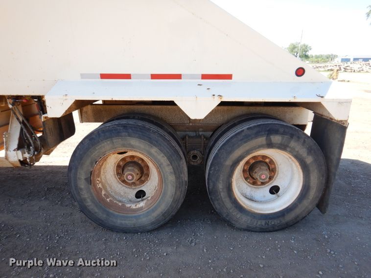image for item IQ9553 1996 CPS SBD432  bottom dump trailer