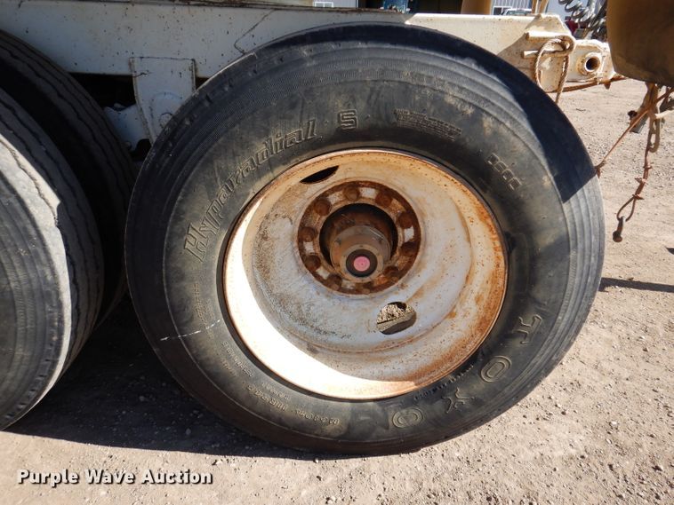 image for item IQ9553 1996 CPS SBD432  bottom dump trailer