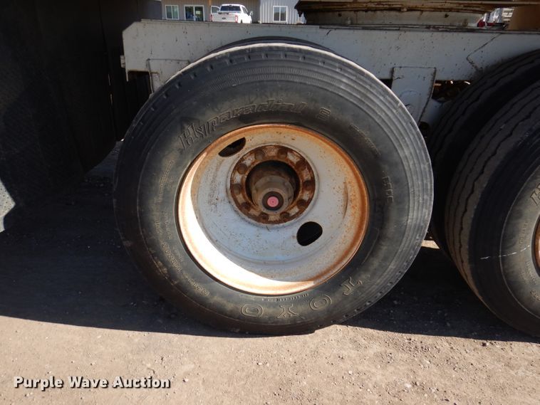 image for item IQ9553 1996 CPS SBD432  bottom dump trailer