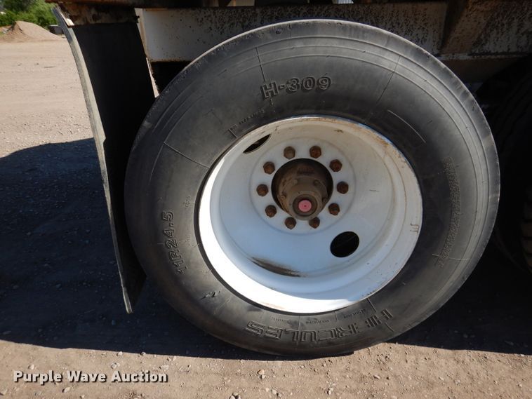 image for item IQ9553 1996 CPS SBD432  bottom dump trailer