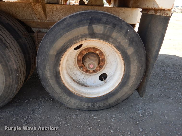 image for item IQ9553 1996 CPS SBD432  bottom dump trailer