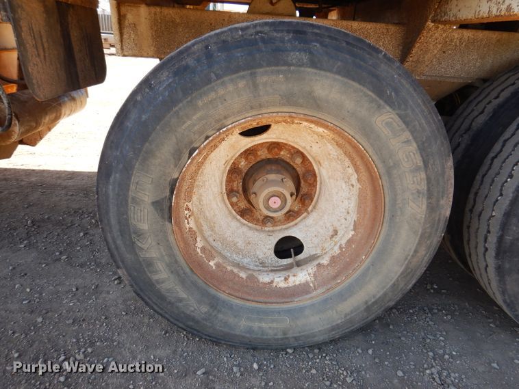 image for item IQ9553 1996 CPS SBD432  bottom dump trailer