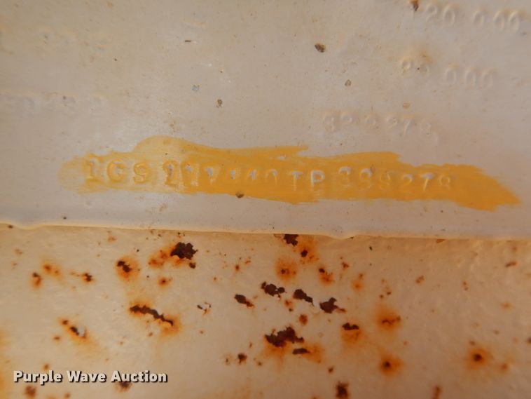 image for item IQ9553 1996 CPS SBD432  bottom dump trailer