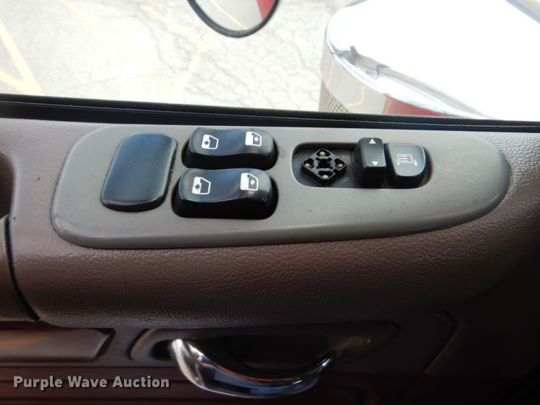 image for item IT9106 2006 Peterbilt 379  semi truck