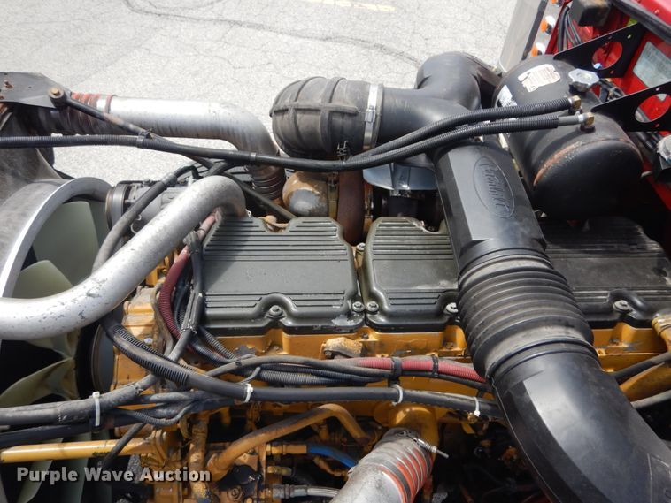 image for item IT9106 2006 Peterbilt 379  semi truck