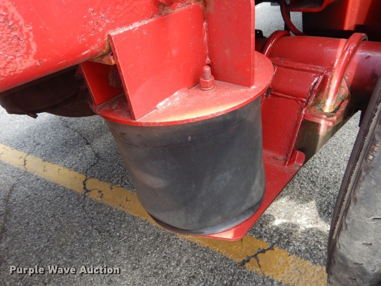 image for item IT9106 2006 Peterbilt 379  semi truck