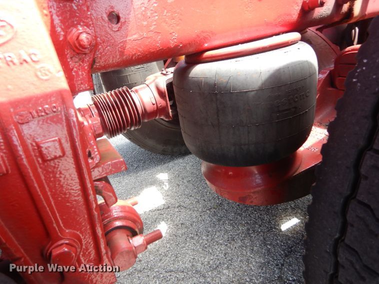 image for item IT9106 2006 Peterbilt 379  semi truck