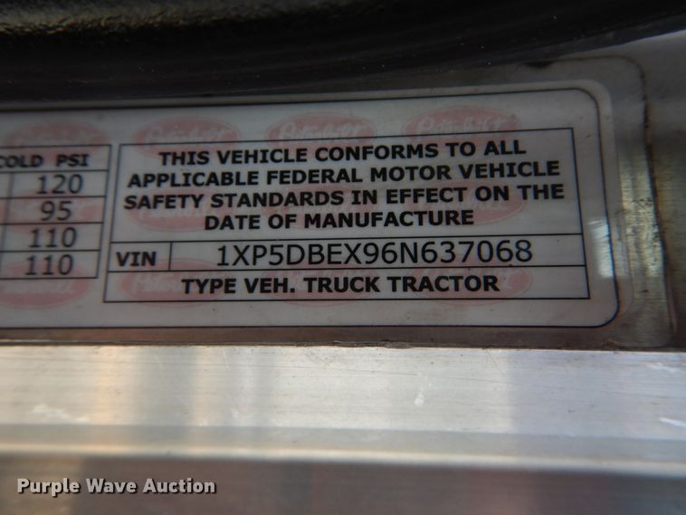 image for item IT9106 2006 Peterbilt 379  semi truck