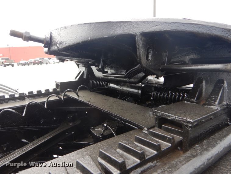 image for item IT9107 2010 Kenworth T800  semi truck