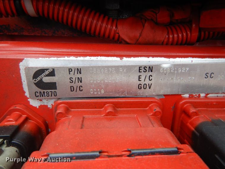 image for item IT9107 2010 Kenworth T800  semi truck