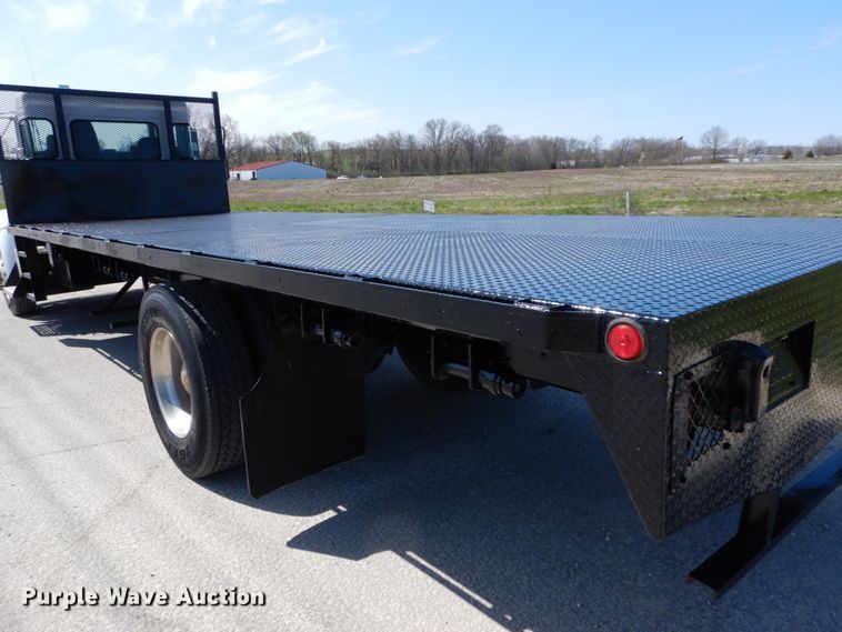 image for item IY9536 2013 Kenworth T270  flatbed truck