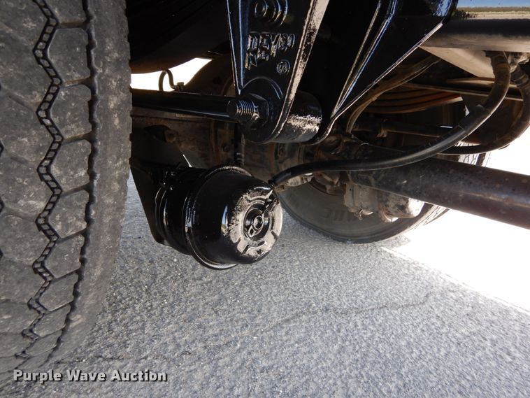 image for item IY9536 2013 Kenworth T270  flatbed truck