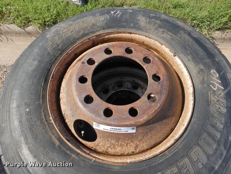 image for item JX9940 (3) 295/75R22.5 tires and wheels