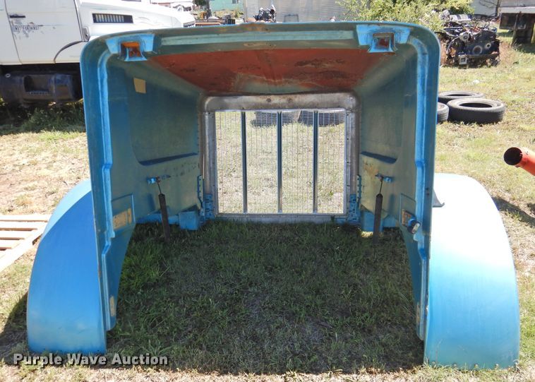 image for item JX9945 Peterbilt 378 hood