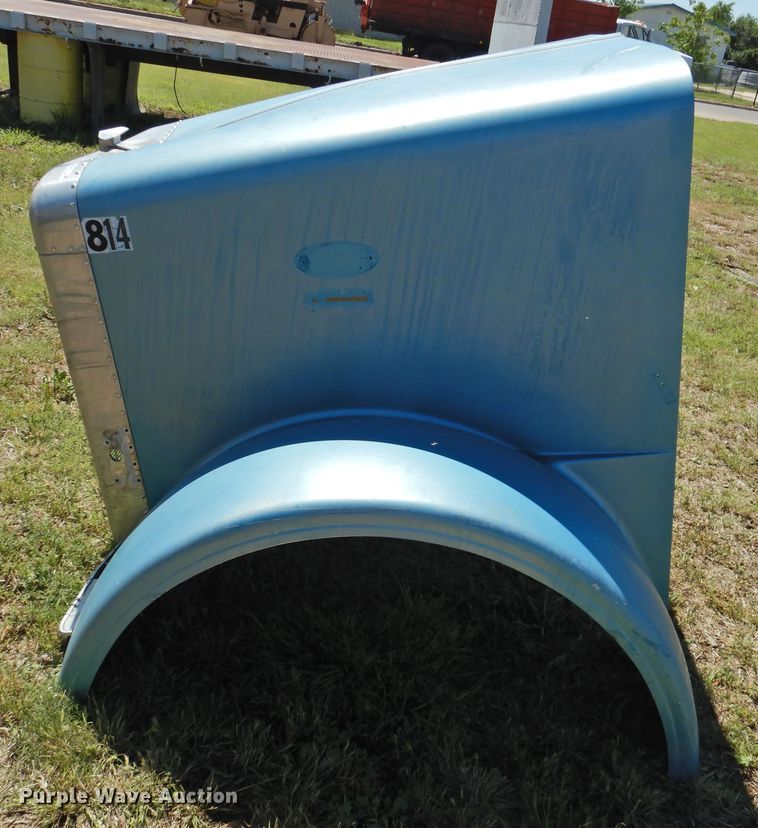 image for item JX9945 Peterbilt 378 hood