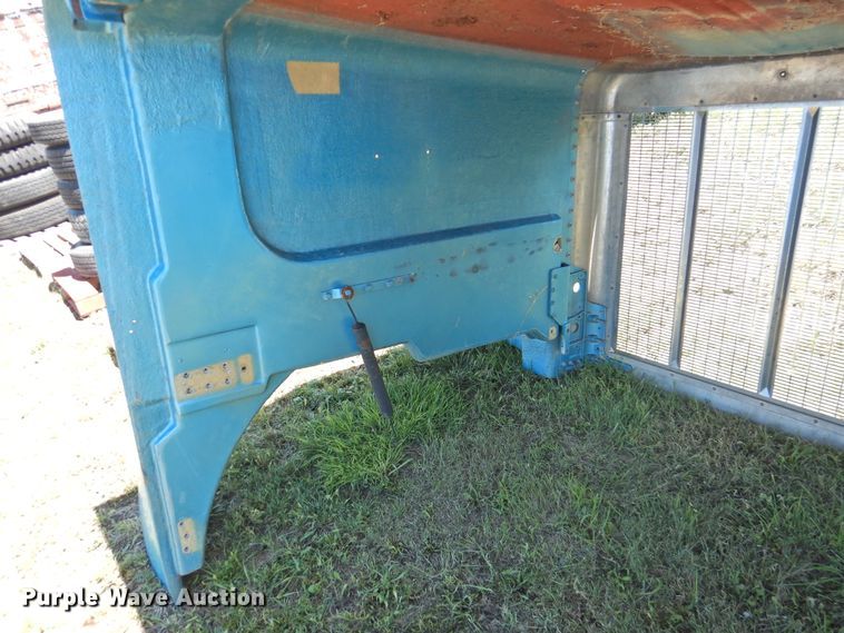 image for item JX9945 Peterbilt 378 hood