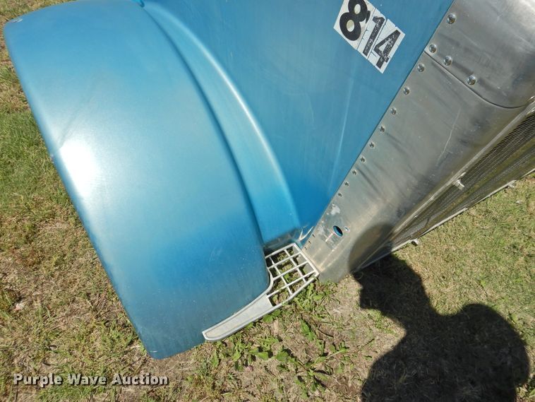 image for item JX9945 Peterbilt 378 hood