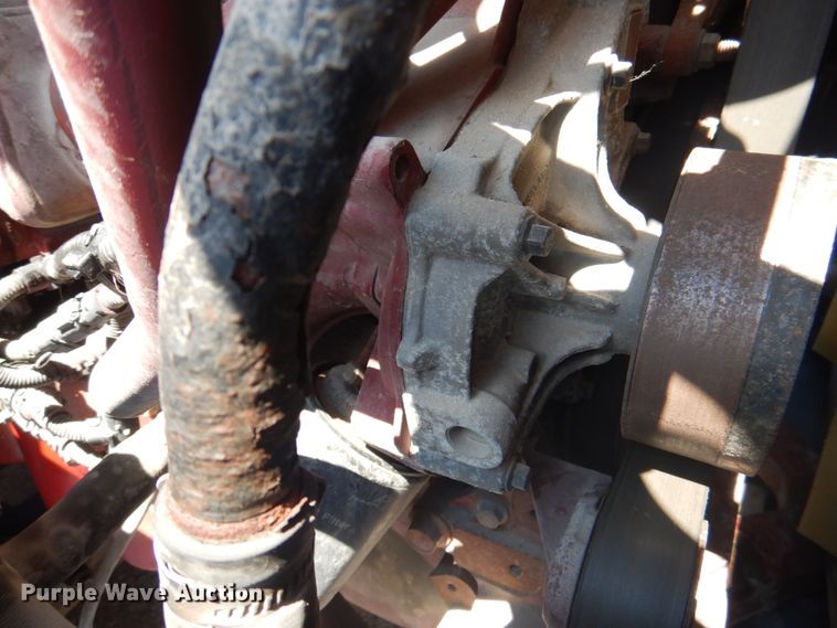 image for item JY9833 2013 Mack CXU613  semi truck