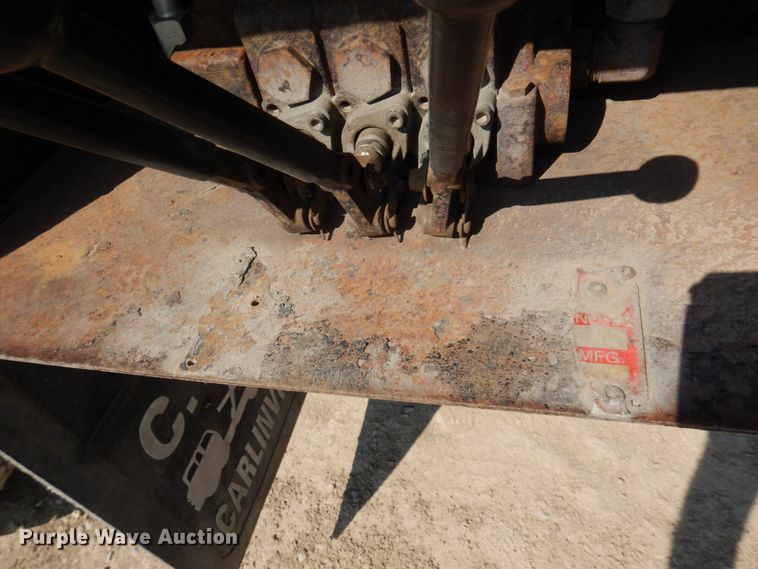 image for item KA9000 2005 Freightliner Business Class M2  rollback truck