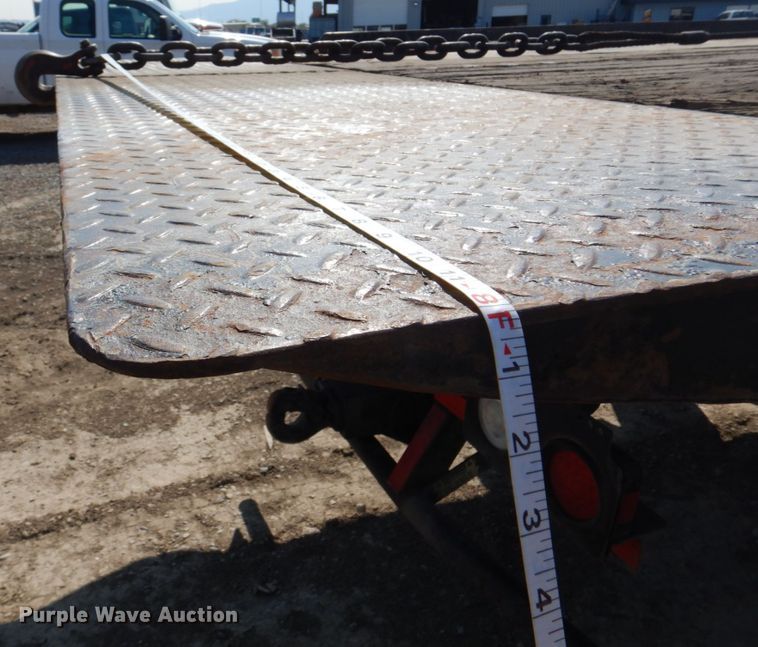 image for item KA9000 2005 Freightliner Business Class M2  rollback truck