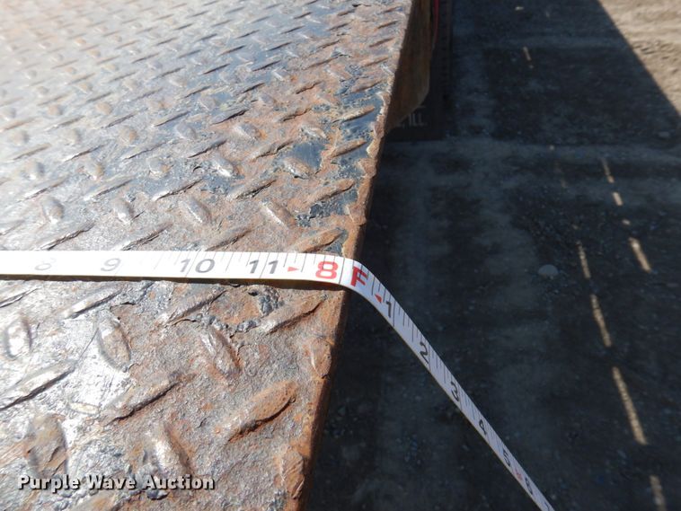 image for item KA9000 2005 Freightliner Business Class M2  rollback truck