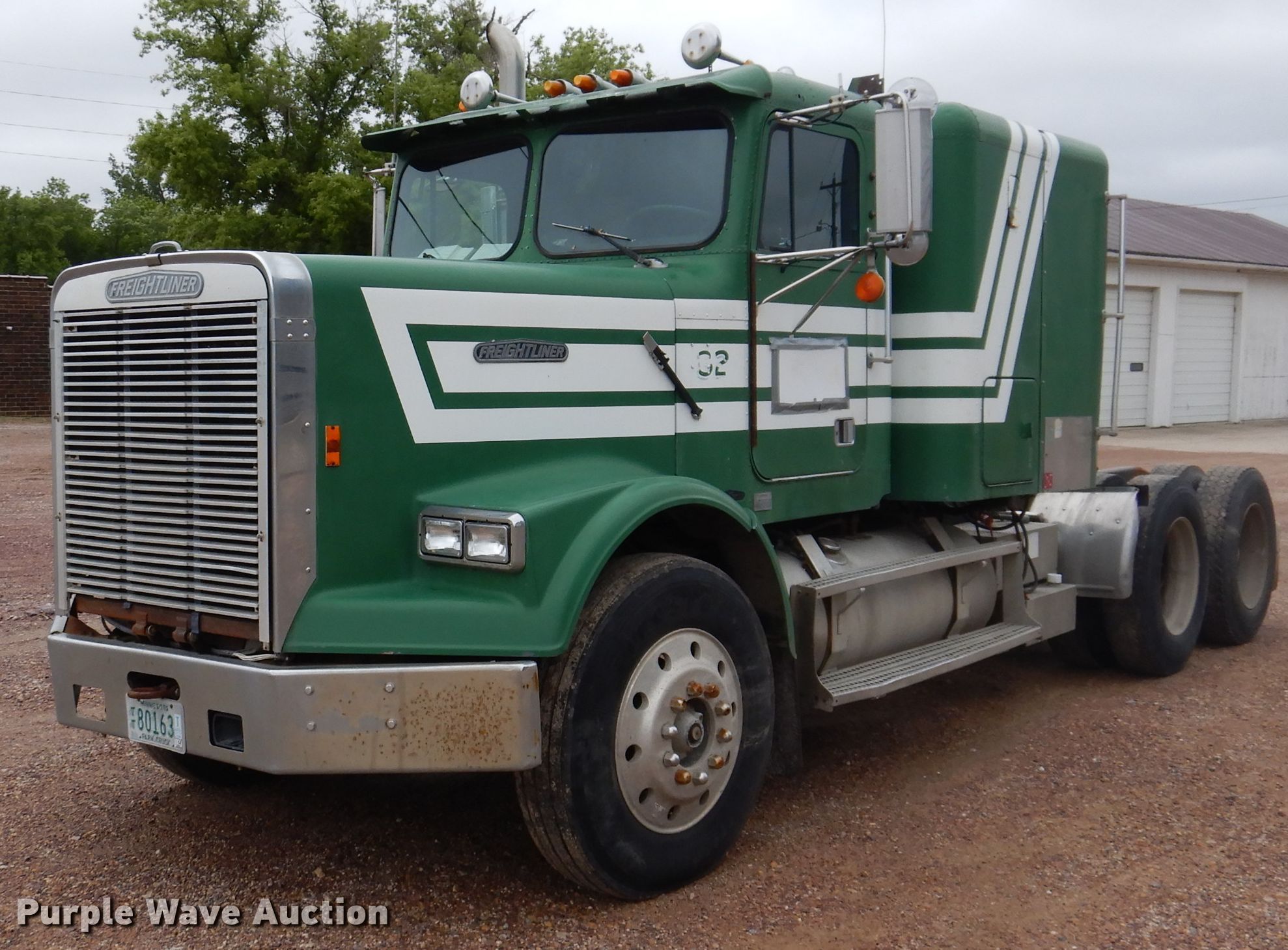1987 Freightliner Conventional semi truck in Lakefield, MN | Item