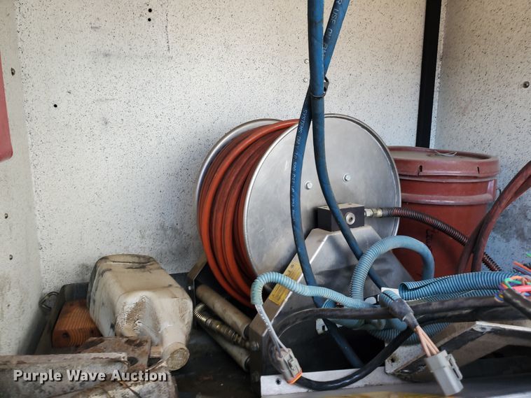 image for item DI5191 KME  rescue box