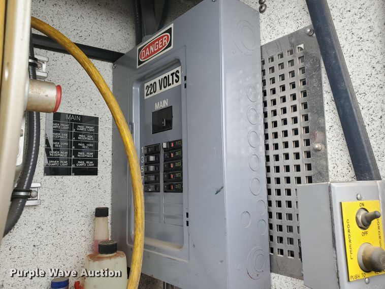 image for item DI5191 KME  rescue box