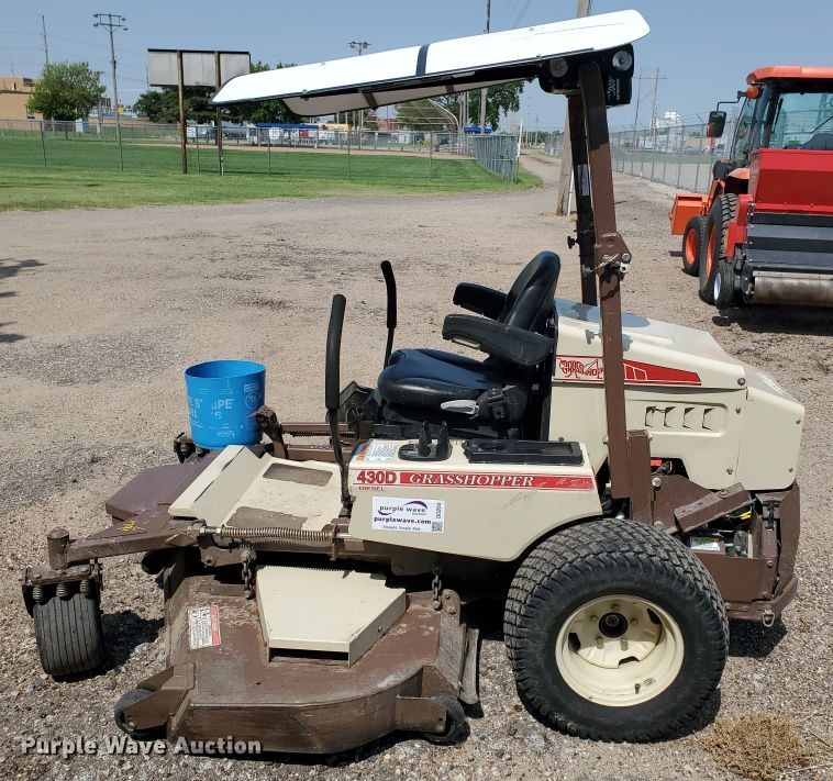 image for item DI5204 Grasshopper 430D  ZTR lawn mower