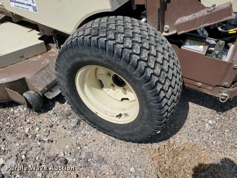 image for item DI5204 Grasshopper 430D  ZTR lawn mower