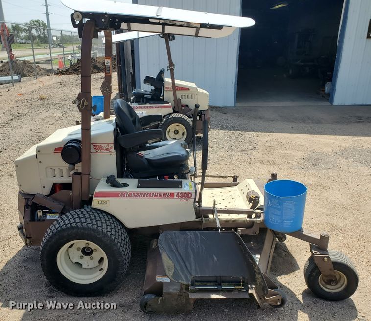 image for item DI5205 Grasshopper 430D  ZTR lawn mower